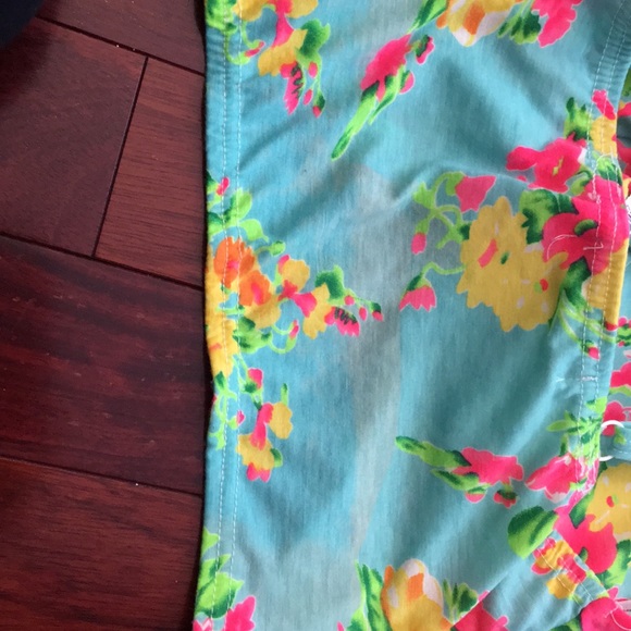 REVERSE Flower CROP Top Size Small - Picture 6 of 8